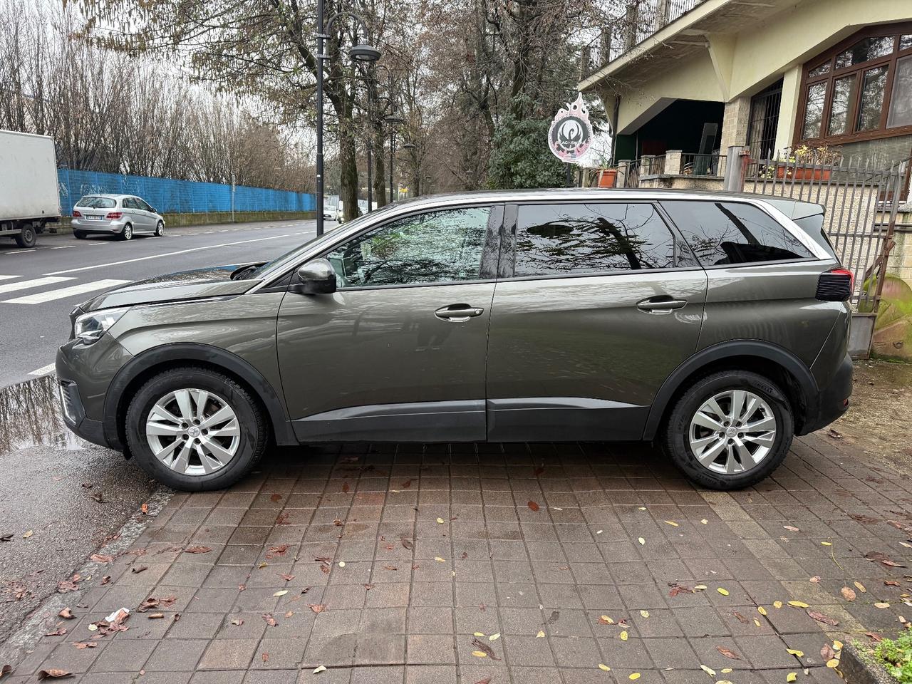 Peugeot 5008 BlueHDi 130 S&S Business