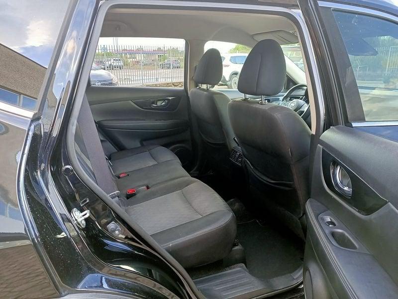 Nissan X-Trail 1.7 dCi N-Connecta 2WD