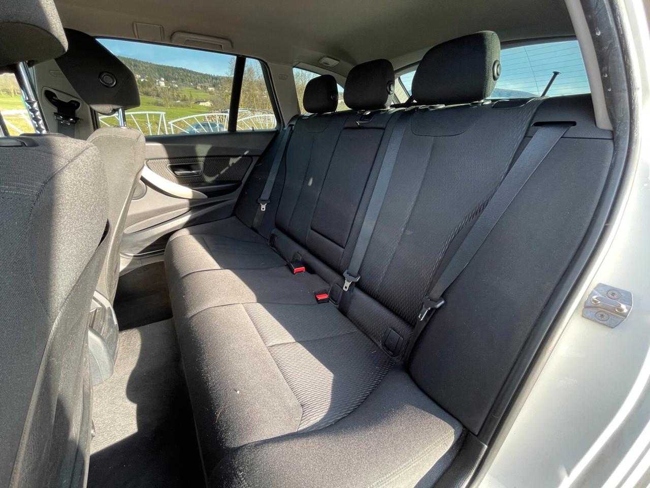Bmw 320d xDrive Touring Business aut. 4X4