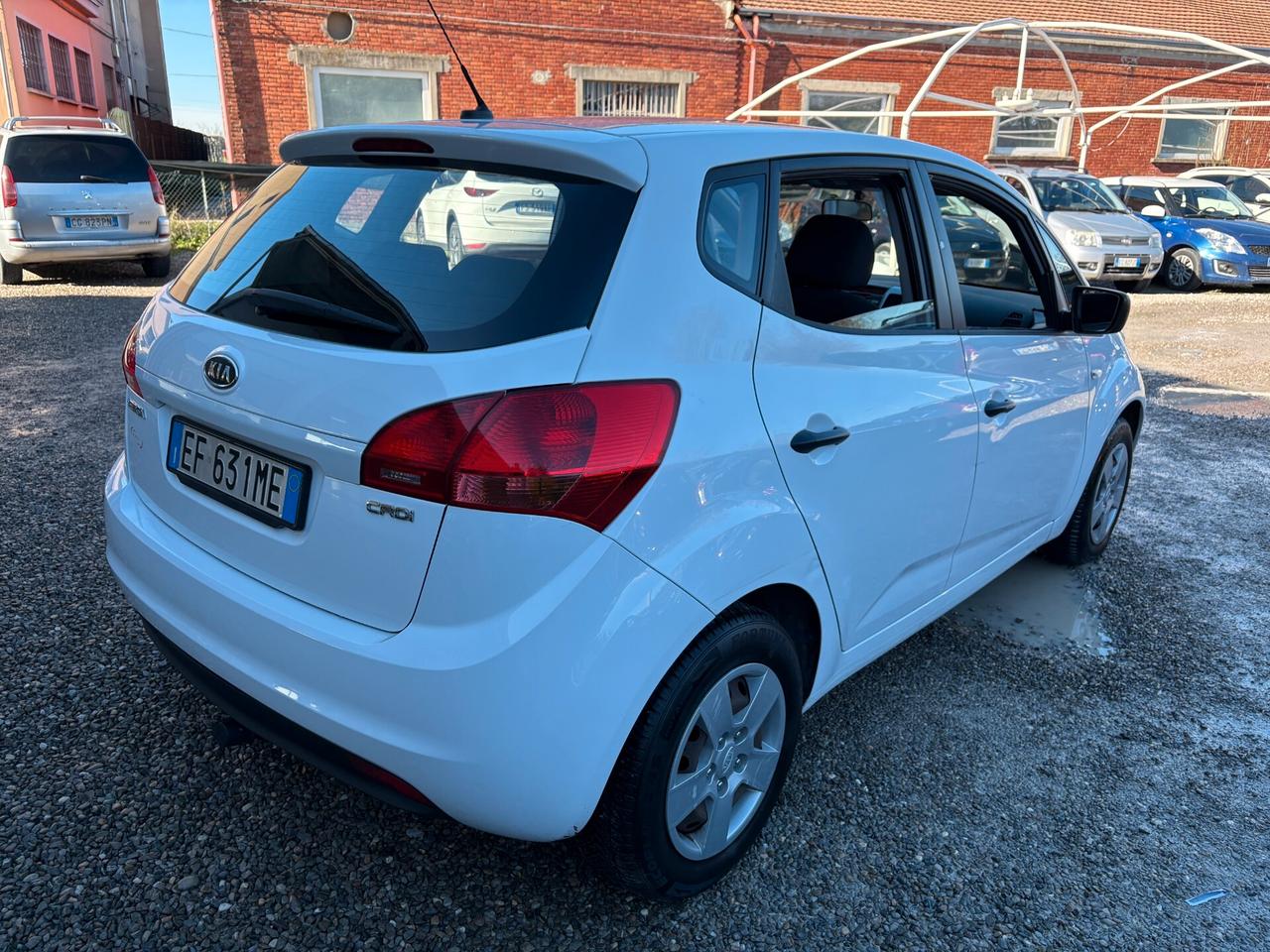 Kia Venga 1.4 CRDi 77CV -Gancio Traino