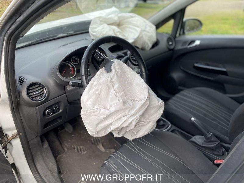 Opel Corsa 1.3 CDTI 75CV 5 porte INCIDENTATA