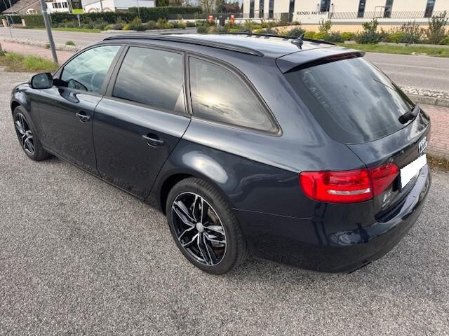 Audi A4 Avant 2.0 TDI 143CV F.AP. mult. Ambiente