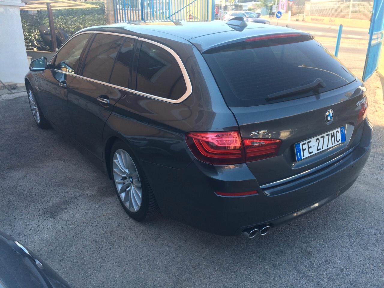 2016 Bmw 520d xDrive Luxury tagliandata con garanzia 12 mesi cambio e motore !!