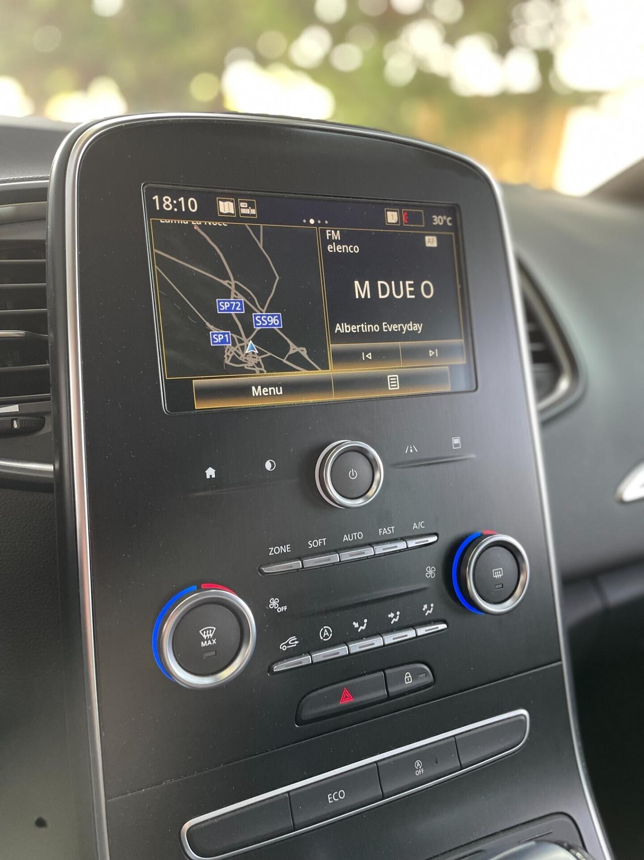 Renault Scenic dCi 8V 110 CV EDC Intens