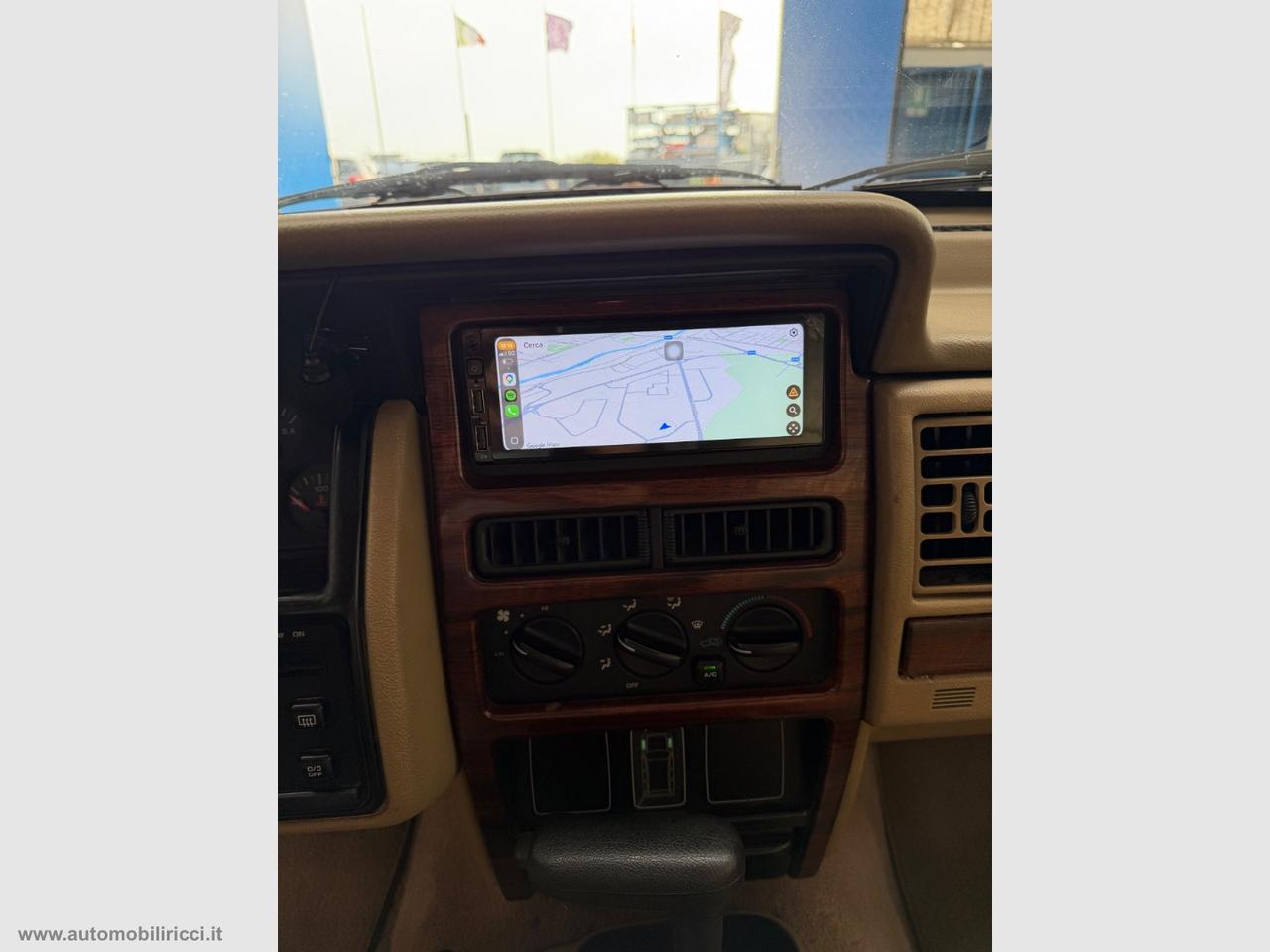 JEEP Grand Cherokee 4.0 4WD aut.Quad-Tr.Lar.