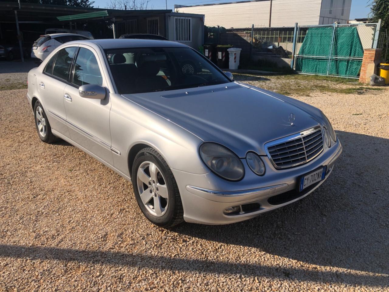 MERCEDES E200 KOMPRESSOR - METANO