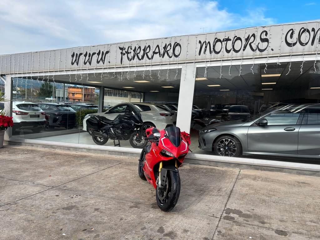 Ducati Panigale R1199 2014 / 18.000 KM Tua a soli 249 Euro al mese