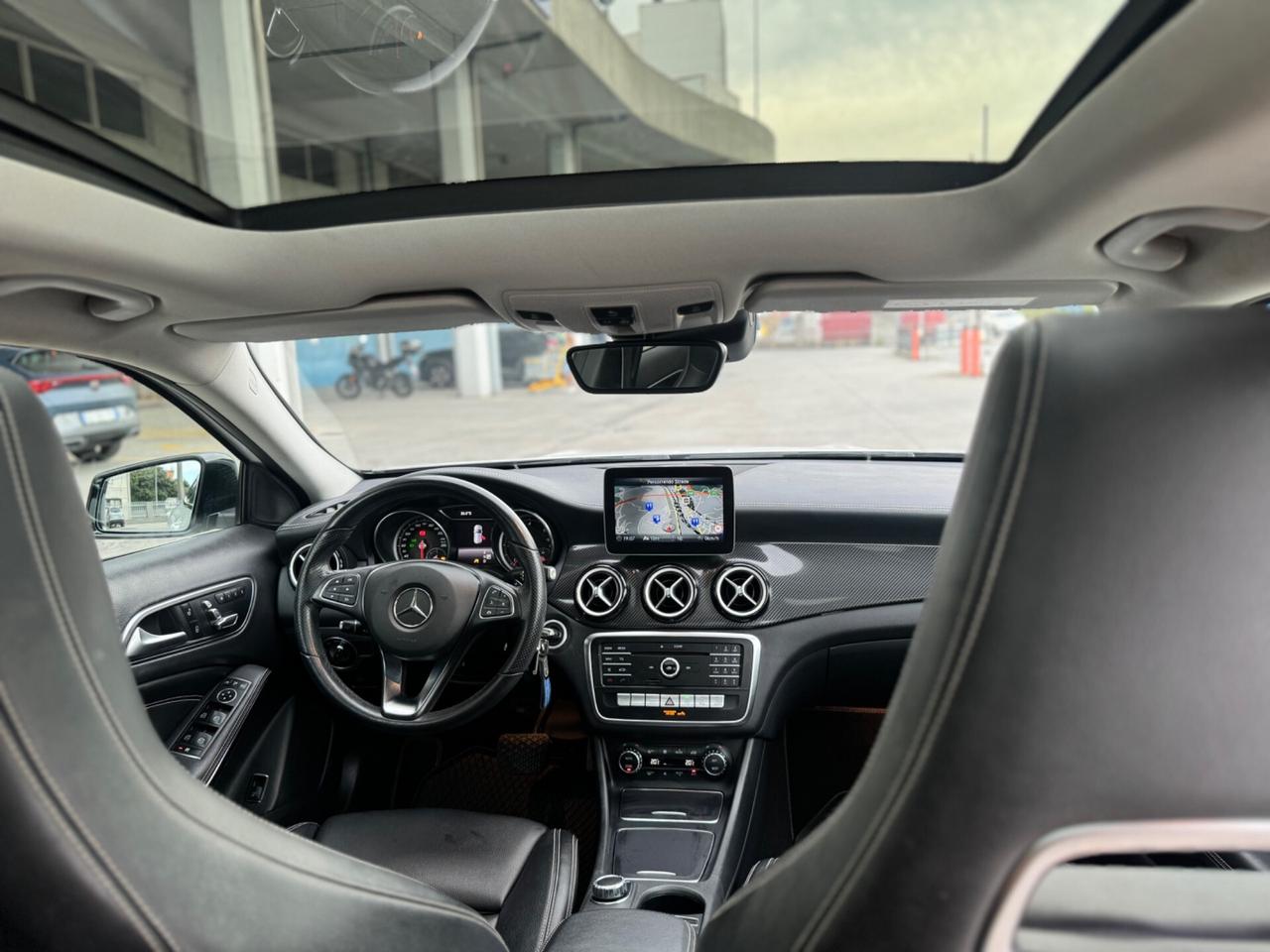 Mercedes-benz GLA 200d 4Matic Premium AMG edition