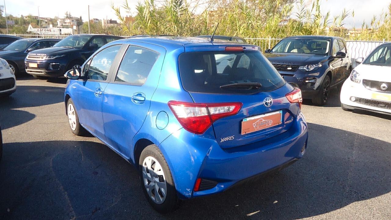 Toyota Yaris 1.5 Hybrid 5 porte Business 73cv