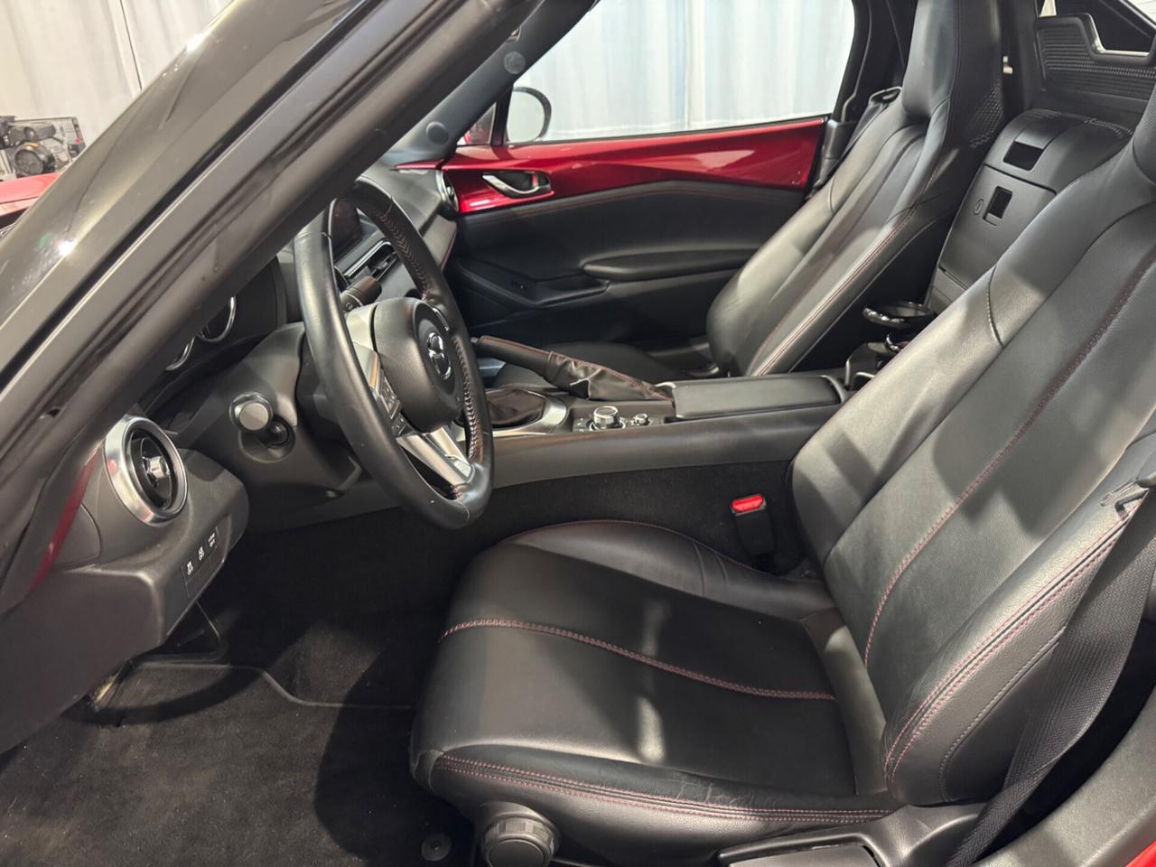 Mazda MX-5 1.5L Skyactiv-G Exceed