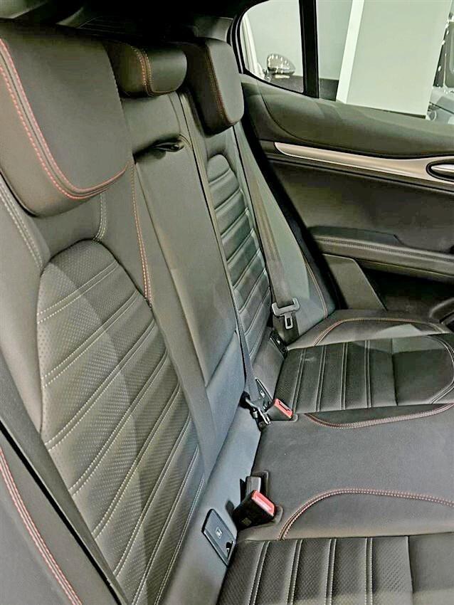 Alfa Romeo Stelvio 2.2 Turbodiesel 210 CV AT8 Q4 Competizione