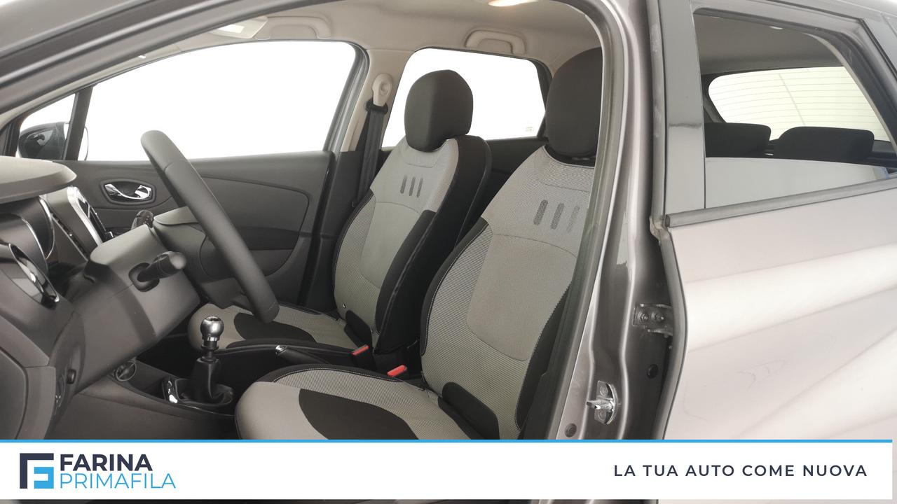 RENAULT Captur I 2013 - Captur 1.5 dci Intens (energy r-link) 110cv
