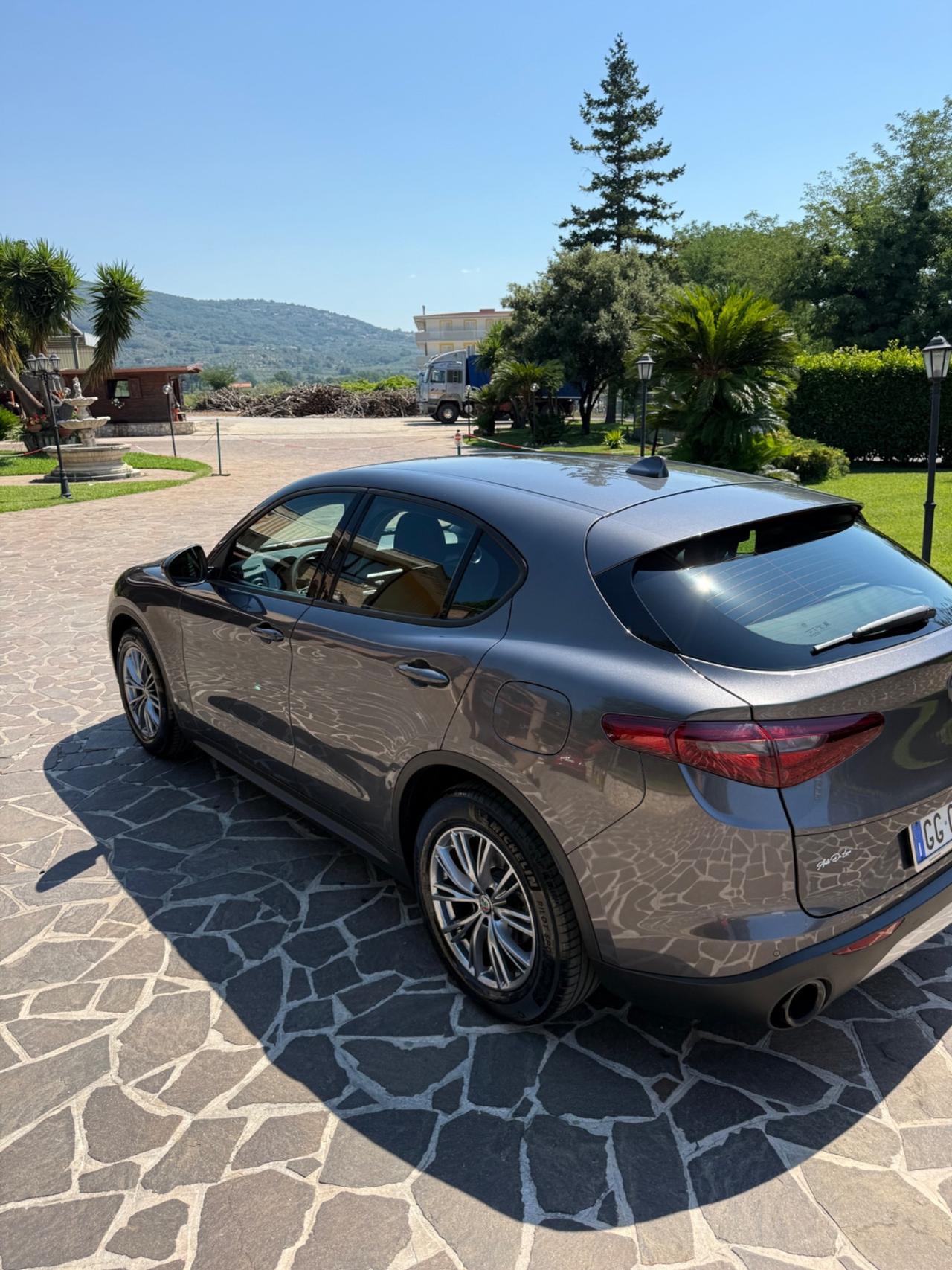 Alfa Romeo Stelvio 2.2 Turbodiesel 190 CV anno 2021 uni proprietario