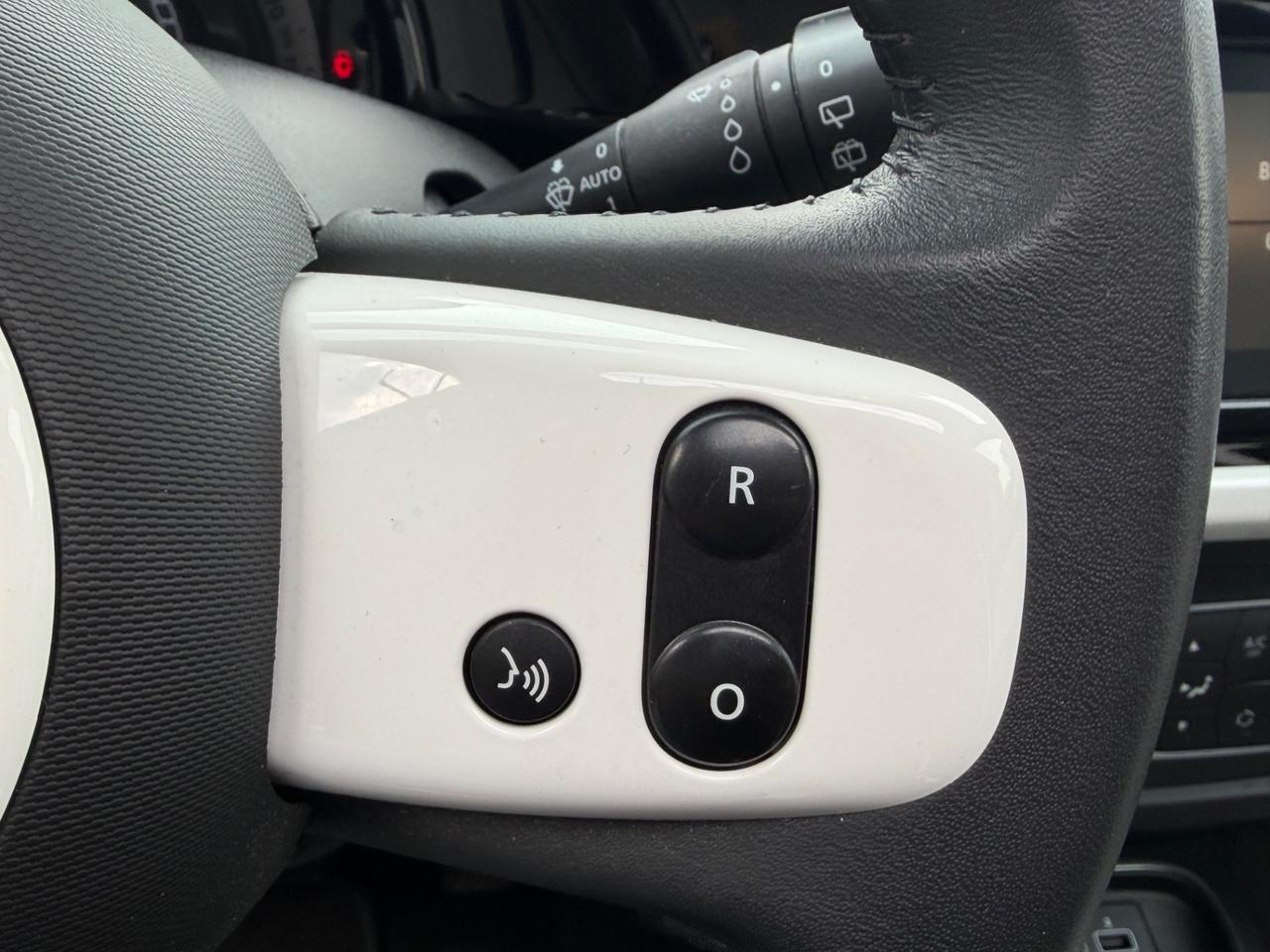 Renault Twingo TCe 95 CV EDC Intens
