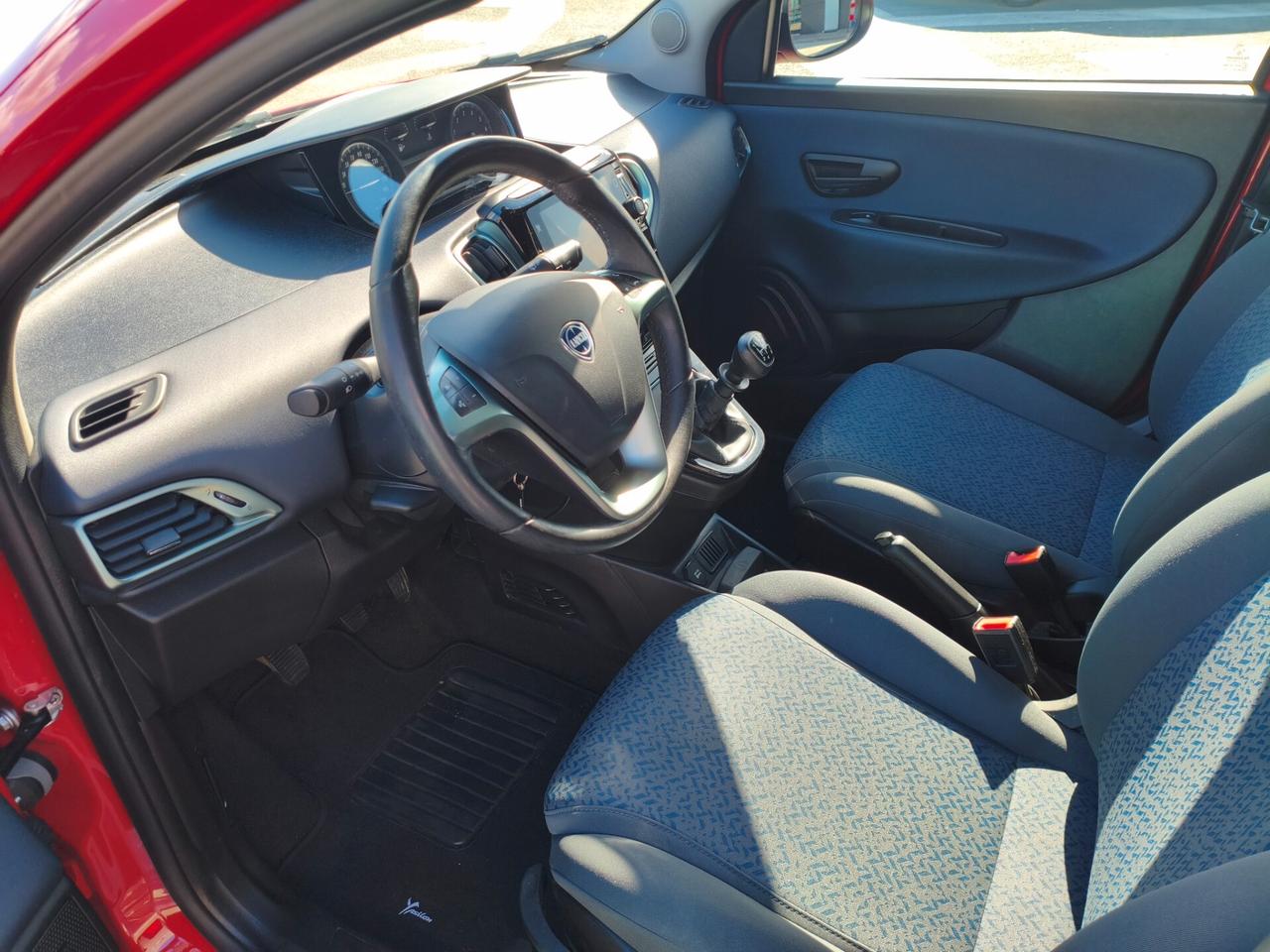 Lancia Ypsilon 1.2 69 CV 5 porte GPL Ecochic