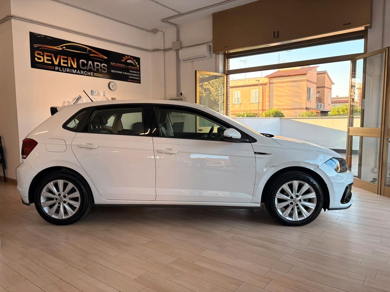 Volkswagen Polo Business 1.0 TSI DSG 5p. Comfortline BlueMotion Tech R-Line