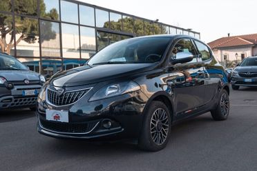 Lancia Ypsilon 1.0 FireFly 5 porte S&S Hybrid Alberta Ferretti