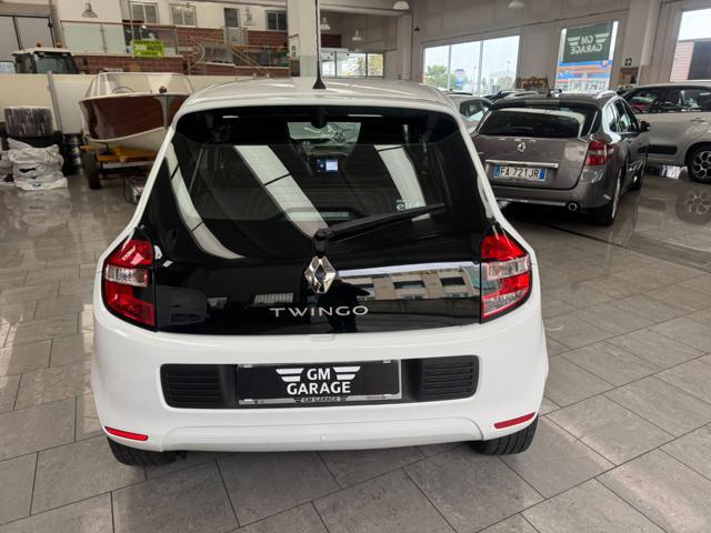 RENAULT Twingo SCe 65 CV Urban Night