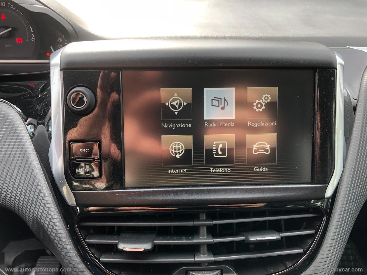 PEUGEOT 2008 BlueHDi 120 S&S Allure