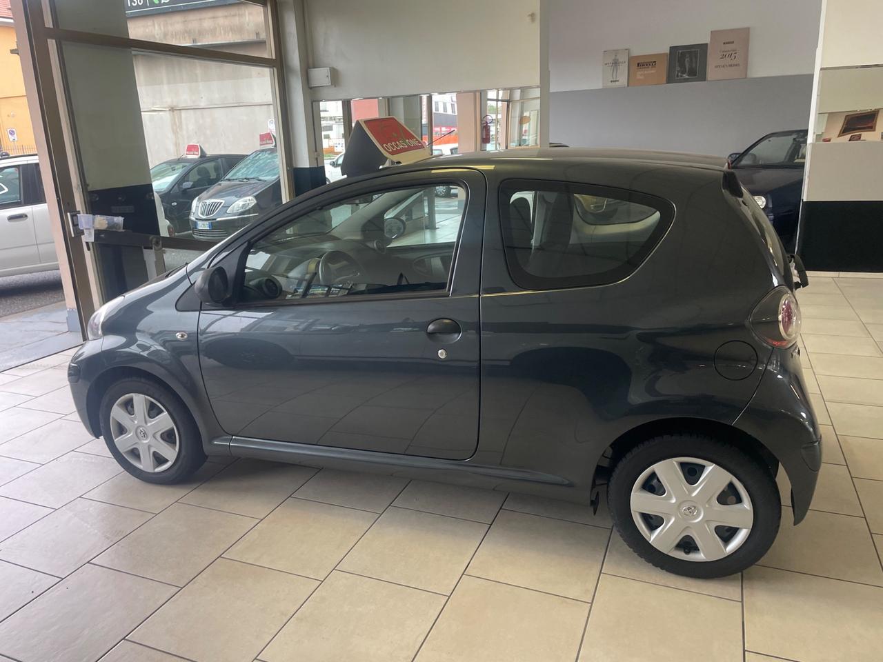 Toyota Aygo 1.0 12V VVT-i 3 porte Now - Nessun vincolo -