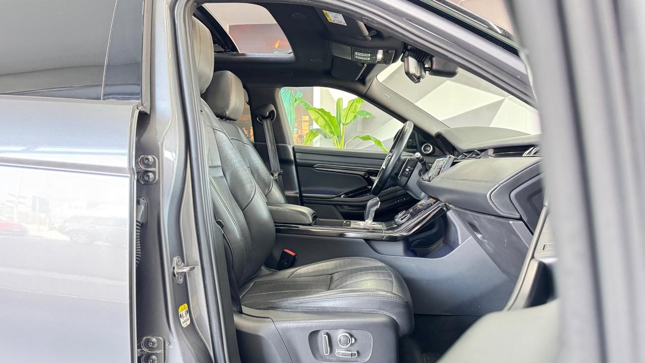 Range Rover Evoque 2.0D I4 204 CV R-Dynamic TETTO APRIBILE
