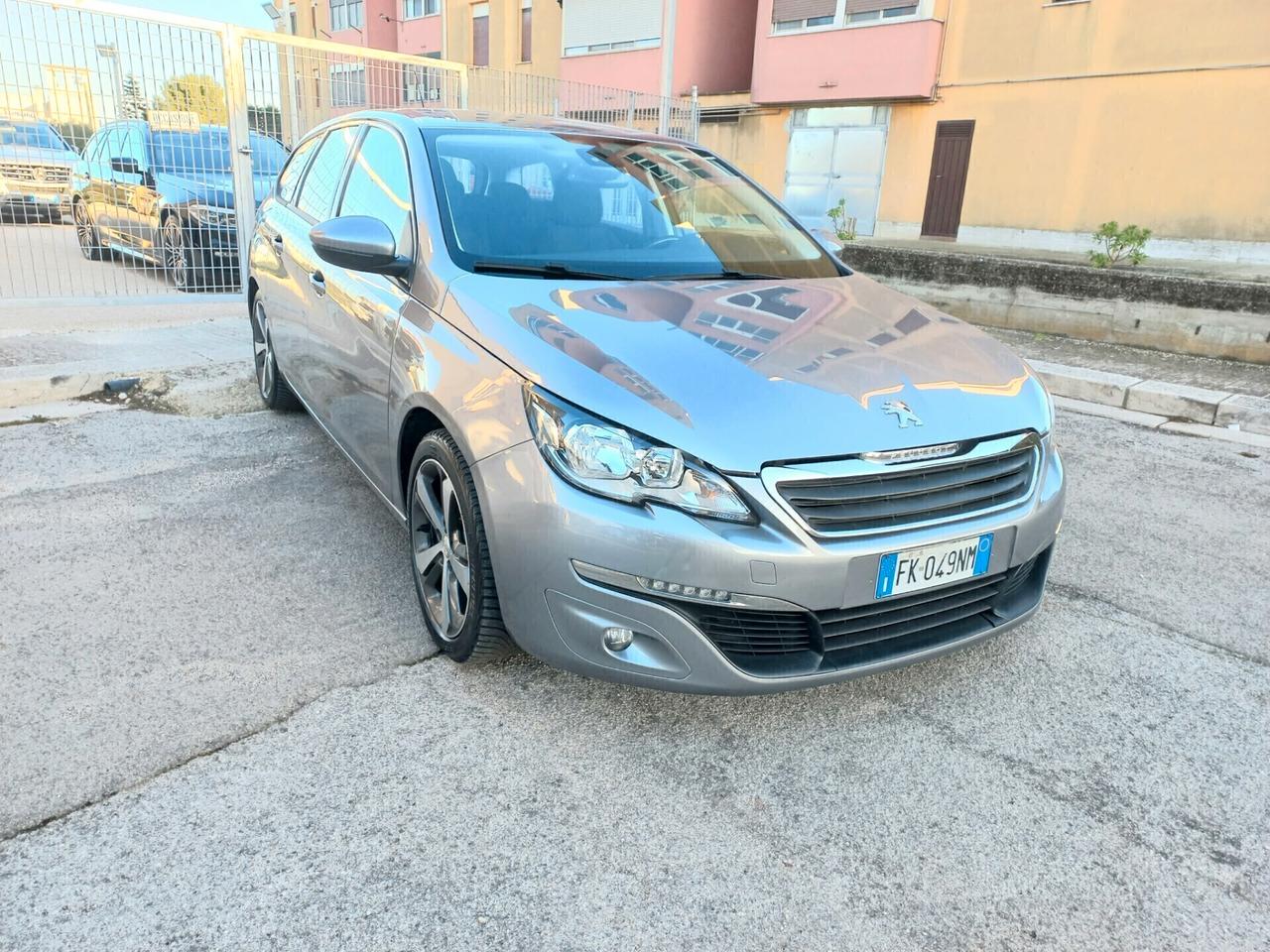 Peugeot 308 BlueHDi 100 S&S SW Business