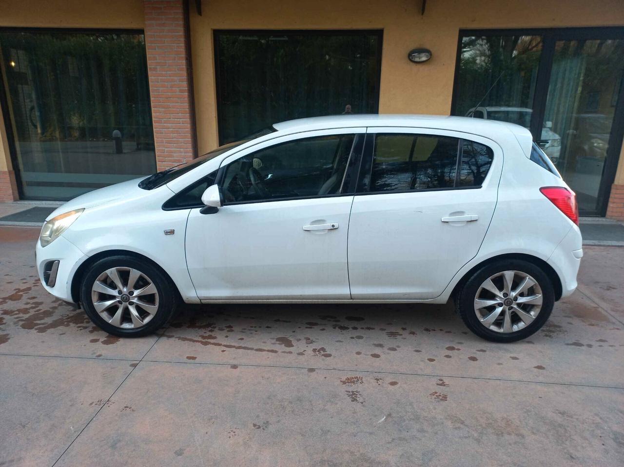 Opel Corsa 1.2 85CV 5 porte GPL-TECH Elective