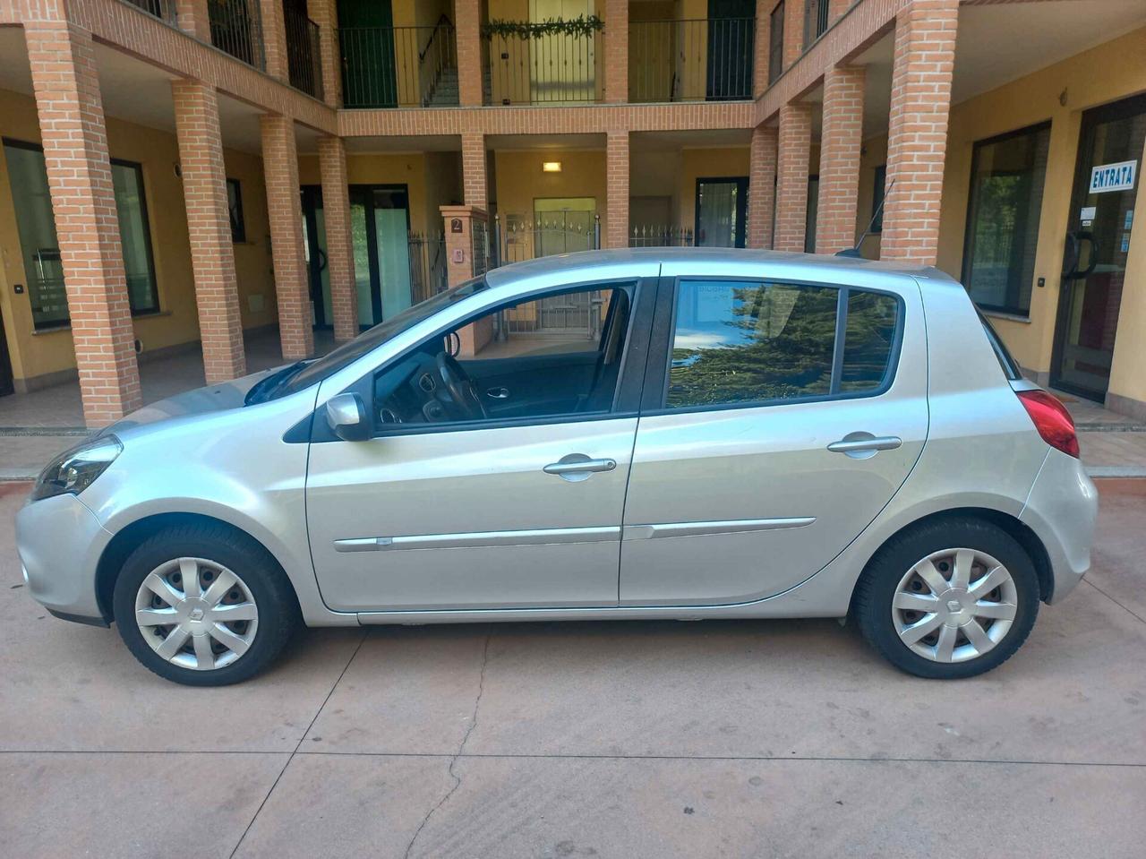 Renault Clio 1.2 16V 5 porte GPL Dynamique