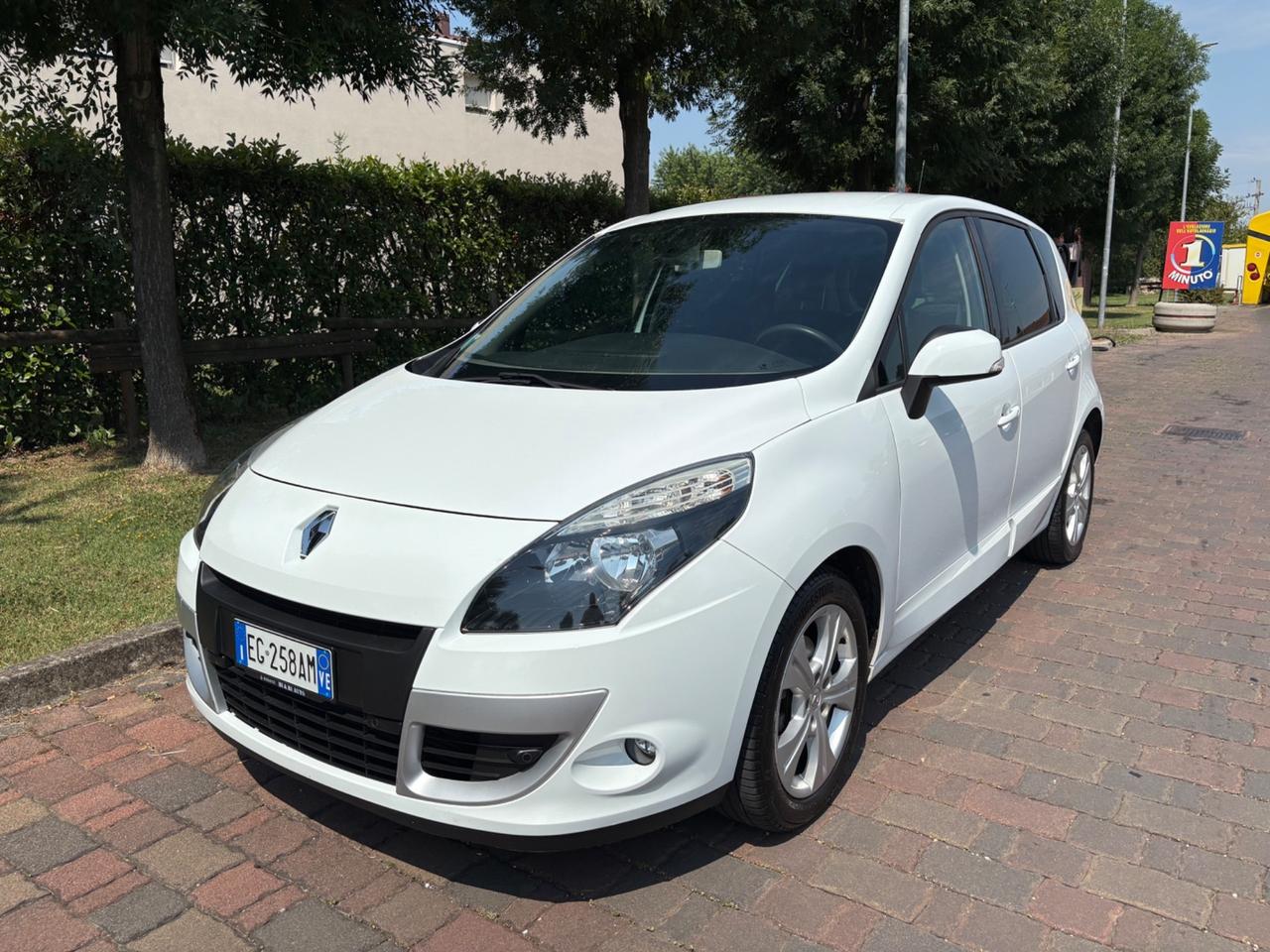 Renault Scenic Scénic X-Mod 1.5 dCi 110CV Luxe