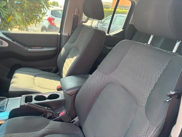 Nissan Navara 2.5 dCi 190CV 4 porte Double Cab XE