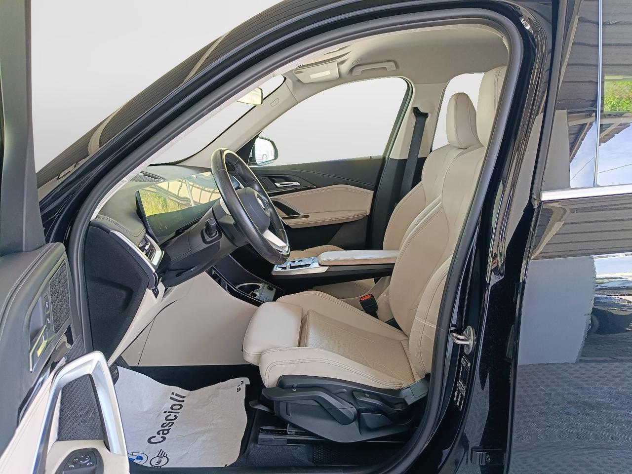 BMW X1 U11 - X1 sdrive18d X-Line auto