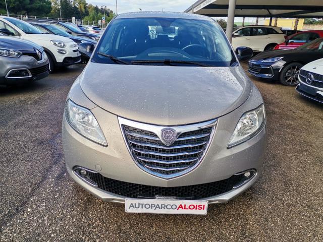 LANCIA Ypsilon 1.2 69 CV 5 porte Gold