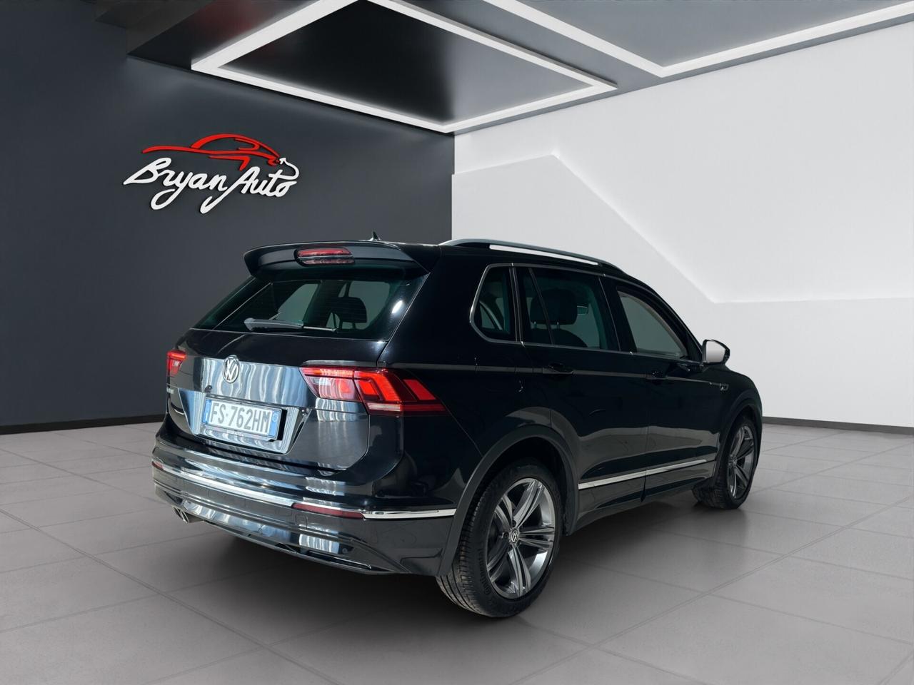 Volkswagen Tiguan 1.6 tdi R-LINE 115cv