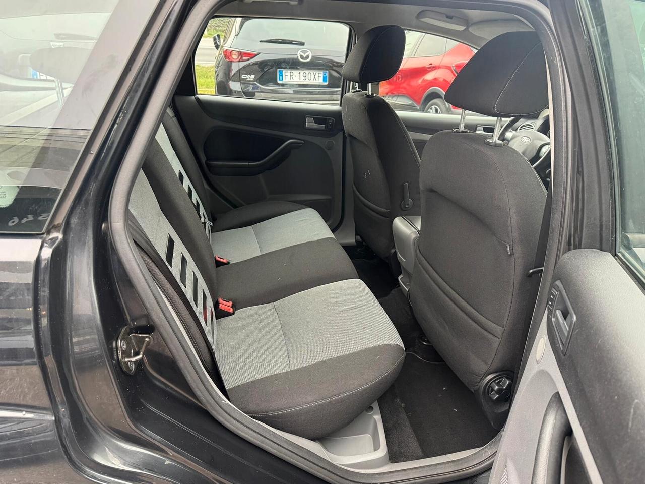 Ford Focus 2011 SW Style Wagon 1.6 tdci *FRIZIONE DA FARE*