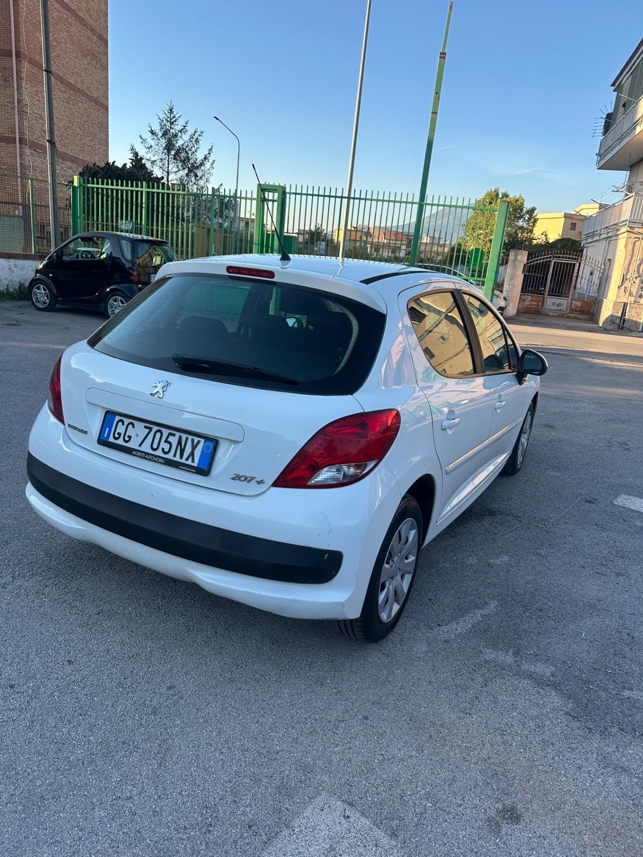 Peugeot 207 Plus 1.4 8V 75CV 5p. ECO GPL