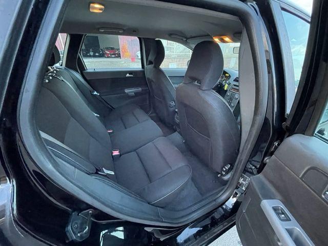 VOLVO - V50 - D2 R-design