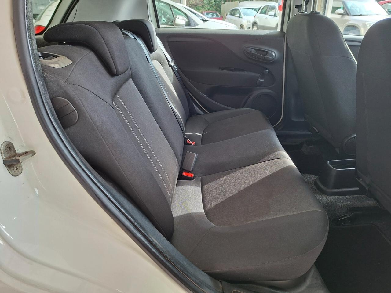Fiat Punto 1.3 MJT II S&S 95 CV 5 porte Street