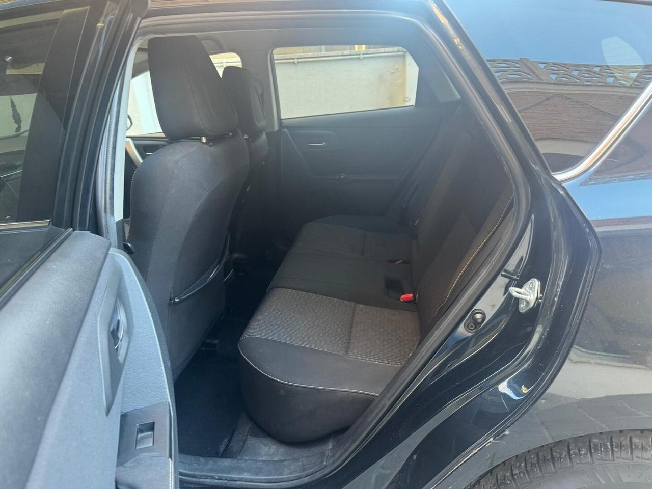 TOYOTA Auris 1.4 D-4D Lounge LEGGERE DESCRIZIONE