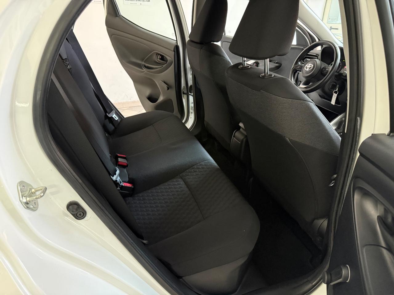 Toyota Yaris 1.5 Hybrid 5 porte Active aziendale