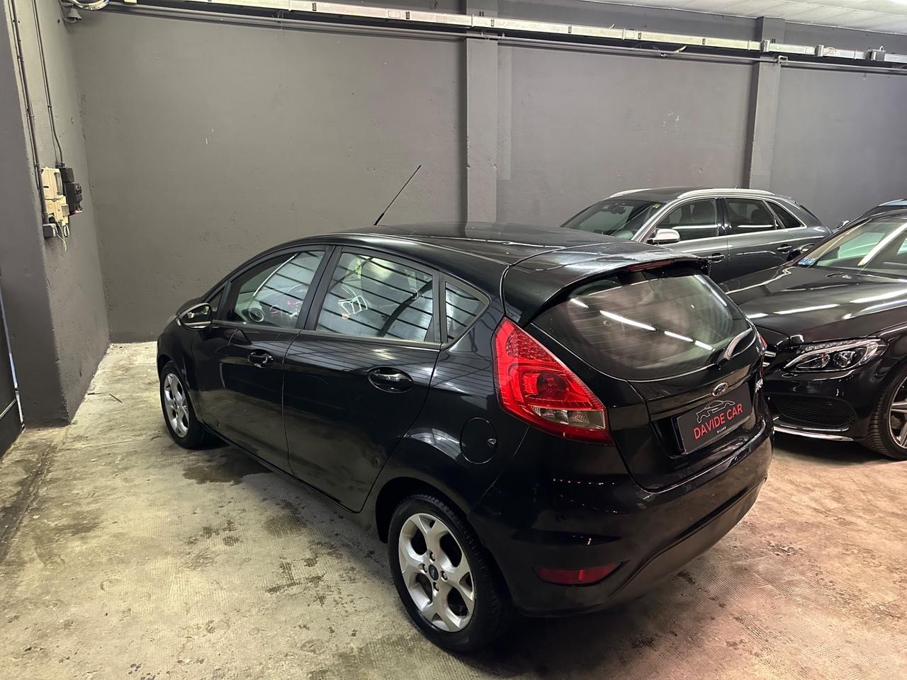 Ford Fiesta Ikon 1.4 5 porte Bz.- GPL