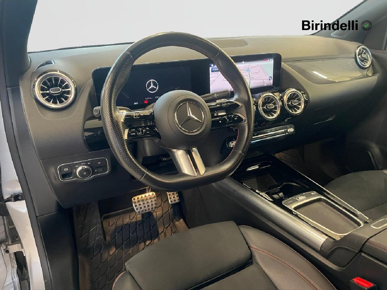 Mercedes-Benz GLA (H247) - GLA 180 d Automatic AMG Line Premium