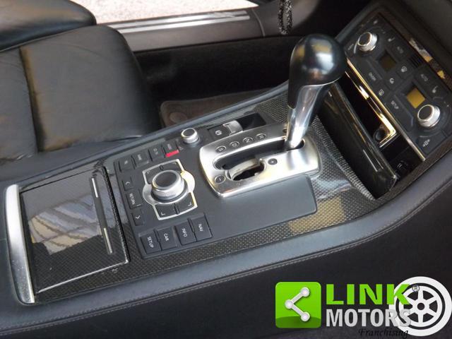 AUDI S8 5.2 V10 quattro tiptronic