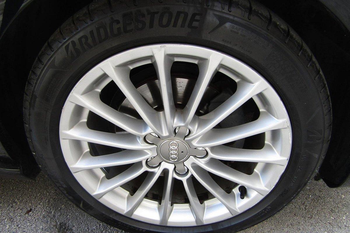 AUDI A3 SPB 2.0 TDI 150 CV clean diesel Ambition