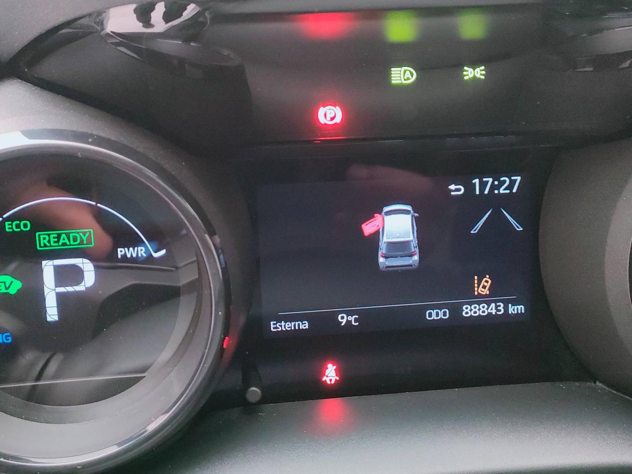 TOYOTA Yaris IV 2020 - Yaris 1.5h Lounge