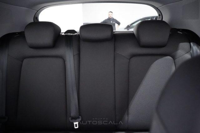 AUDI A1 allstreet 30 TFSI S-Tronic Identity Contrast