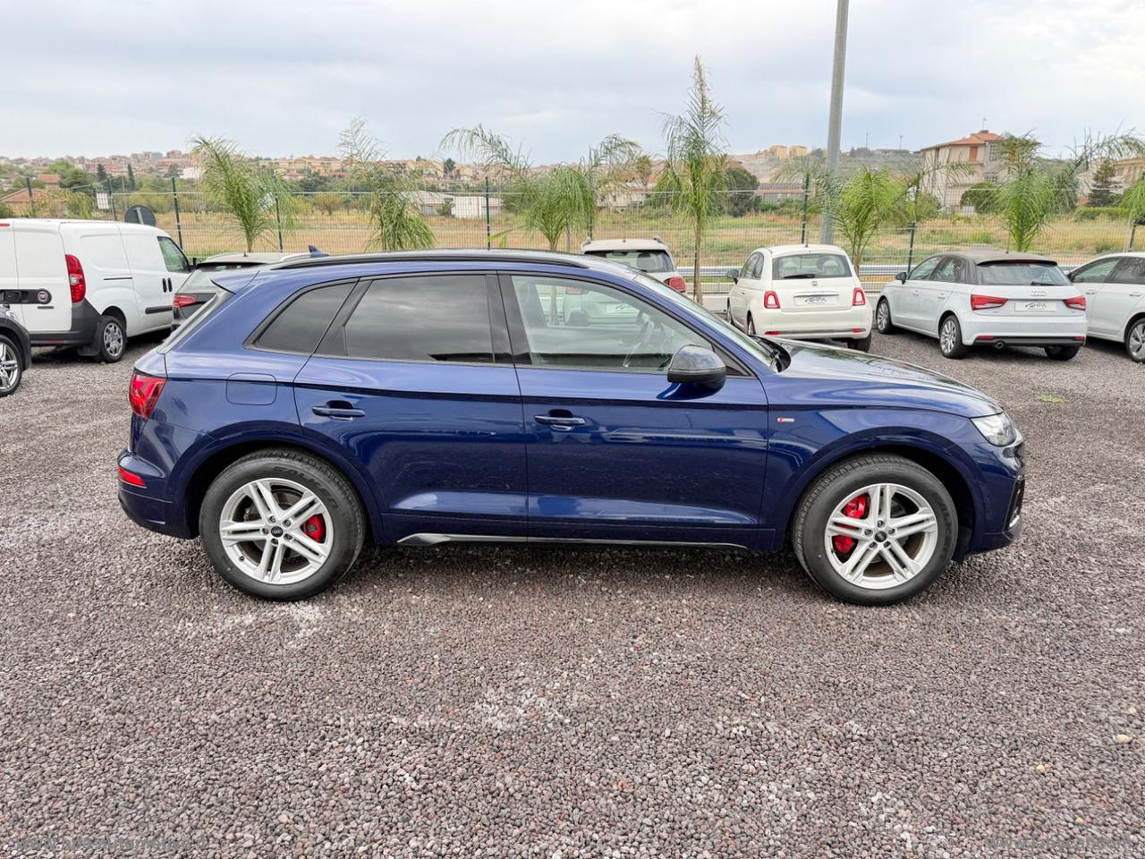 AUDI Q5 2.0TDI mild hybrid S-tronic S-line FULL LED PELLE NAVI BLACK EDITION CARPLAY