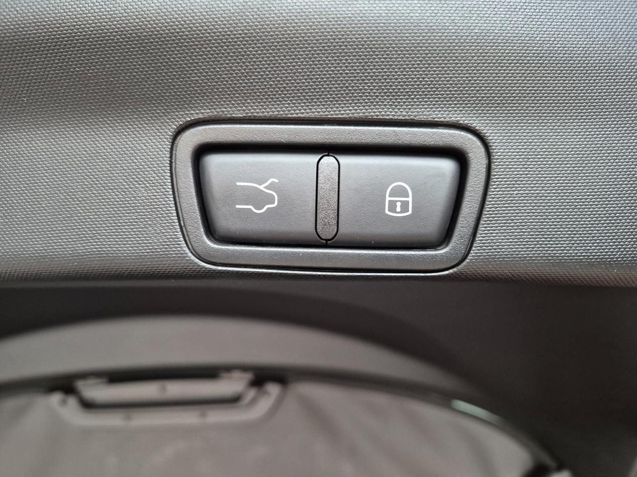 Alfa Romeo Stelvio VELOCE Q4 AT8 2.2 MTJ 210CV TOTAL BLACK C20"