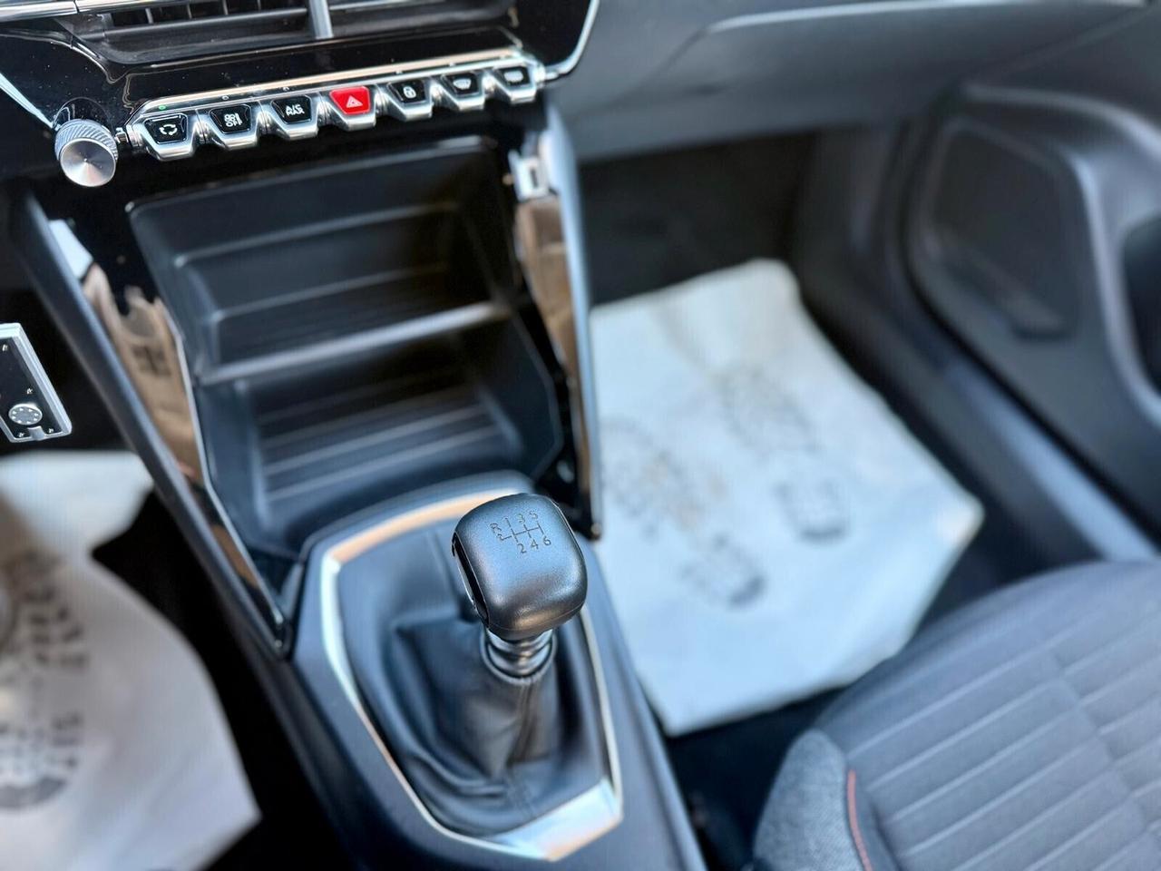 Peugeot 2008 1.2 PureTech 100 cv S&S Active