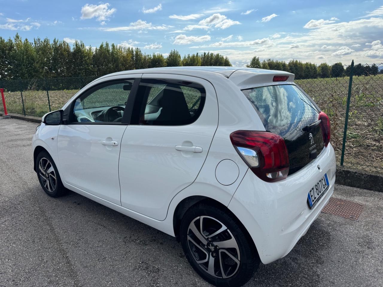 Peugeot 108 1.0 Benzina