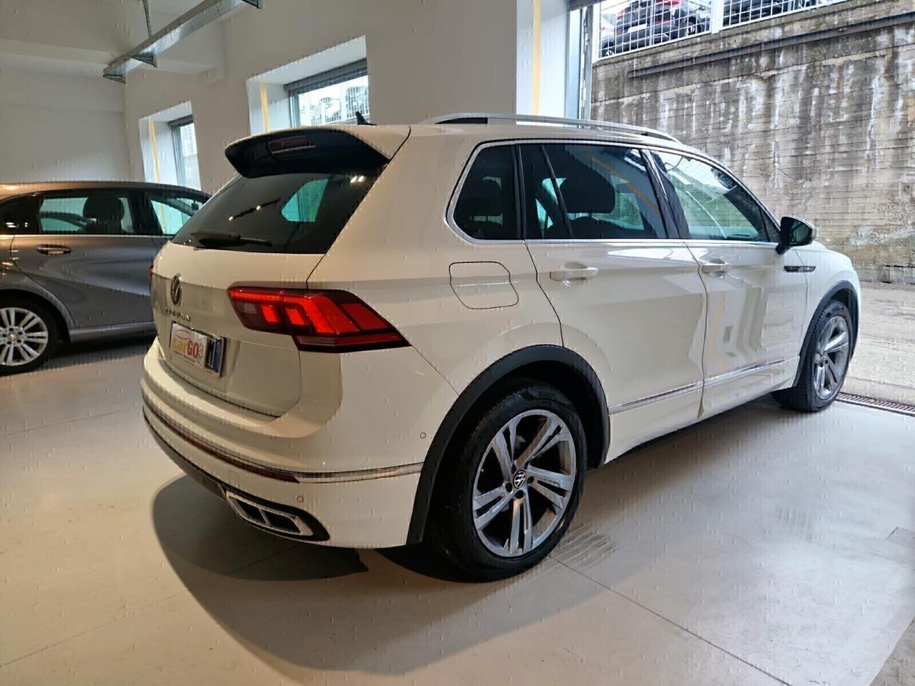 Volkswagen Tiguan 2.0 TDI 150 CV SCR DSG R-Line